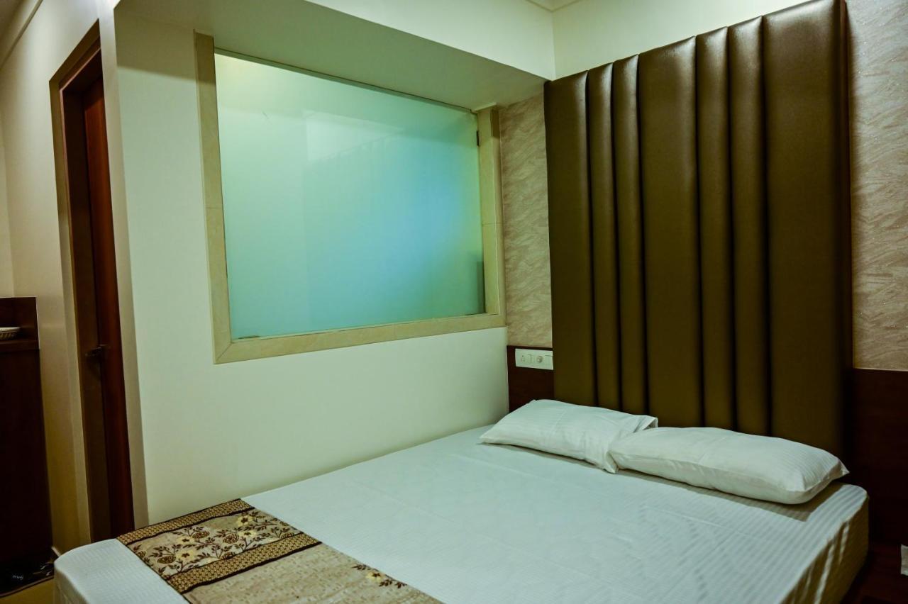 Hotel Diamora Residency Thane Exterior foto